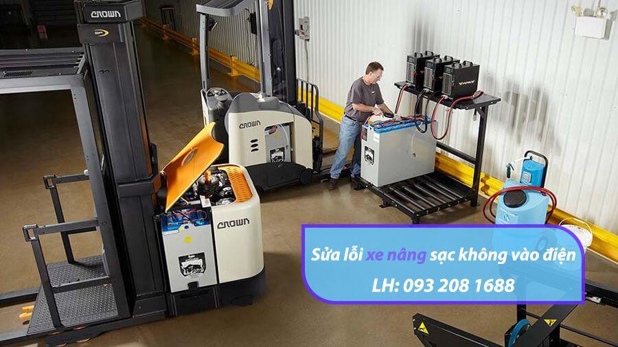 Khắc phục lỗi xe nâng điện sạc không vào