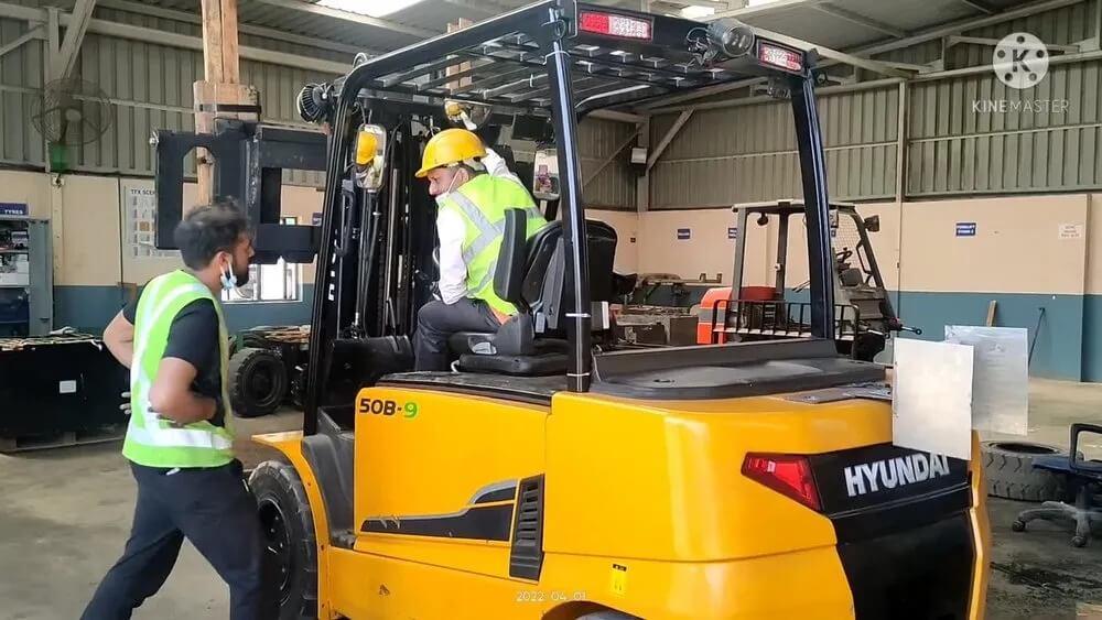 How to Reduce Forklift Repair Costs: Essential Tips You Should Be Aware Of