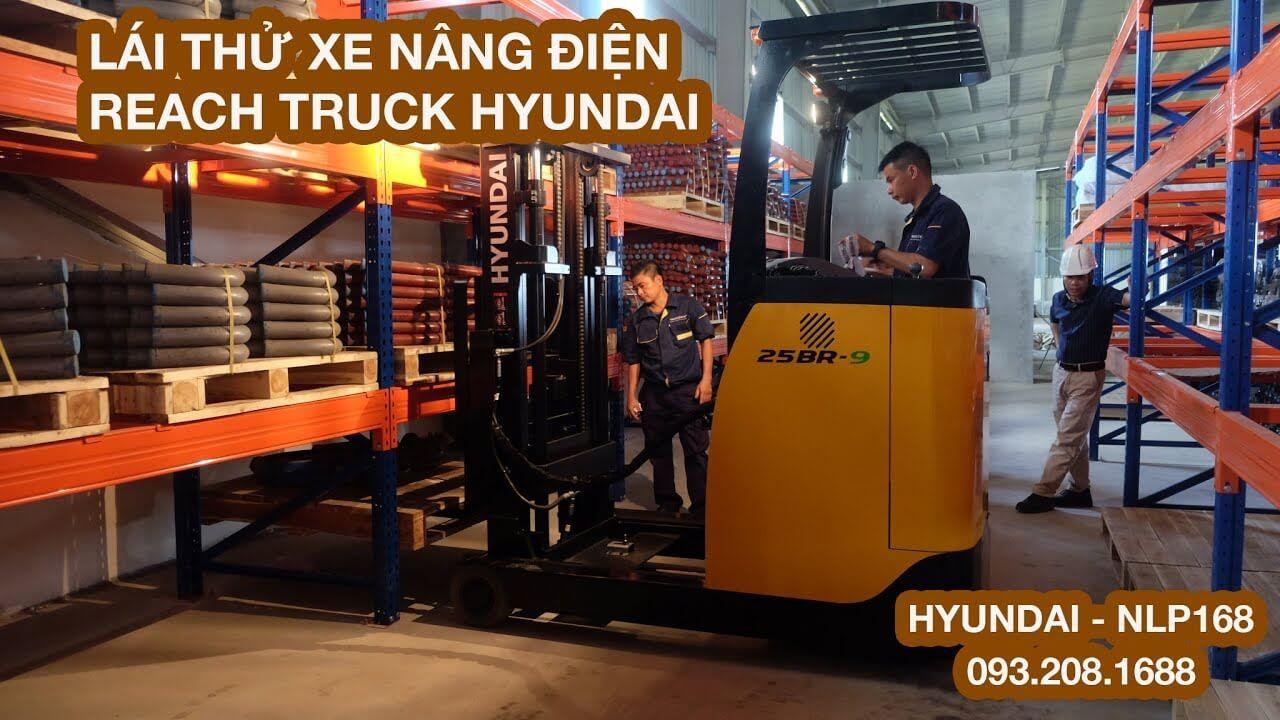 Xe nâng điện 2,5 tấn